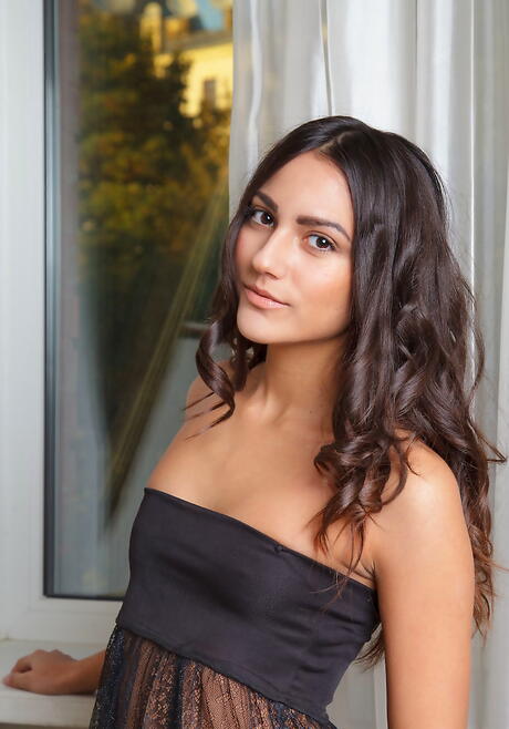 Excellent dark hair teen Cira Nerri in lingerie denudes small tits and nice pussy 